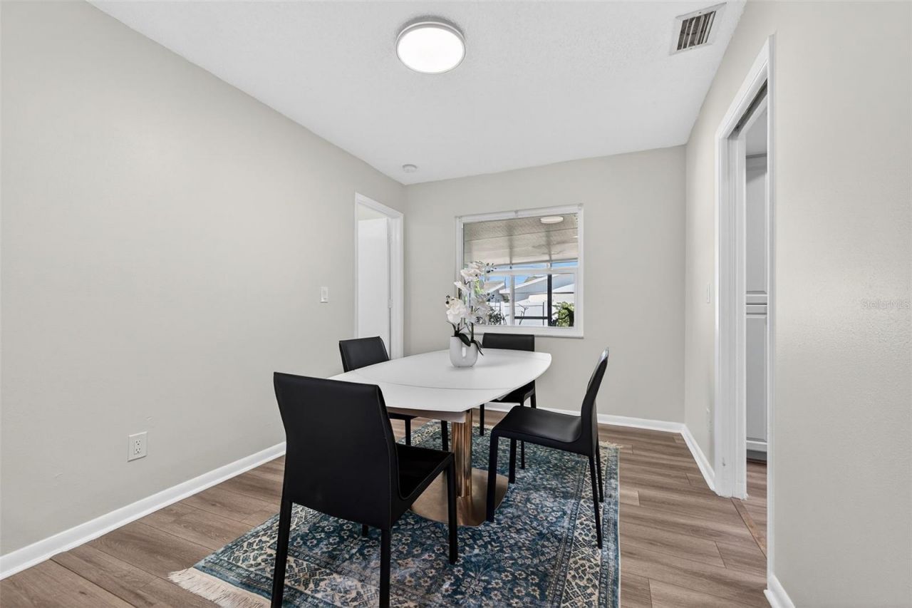 10275 113th Street, Seminole, FL 33778 Photo