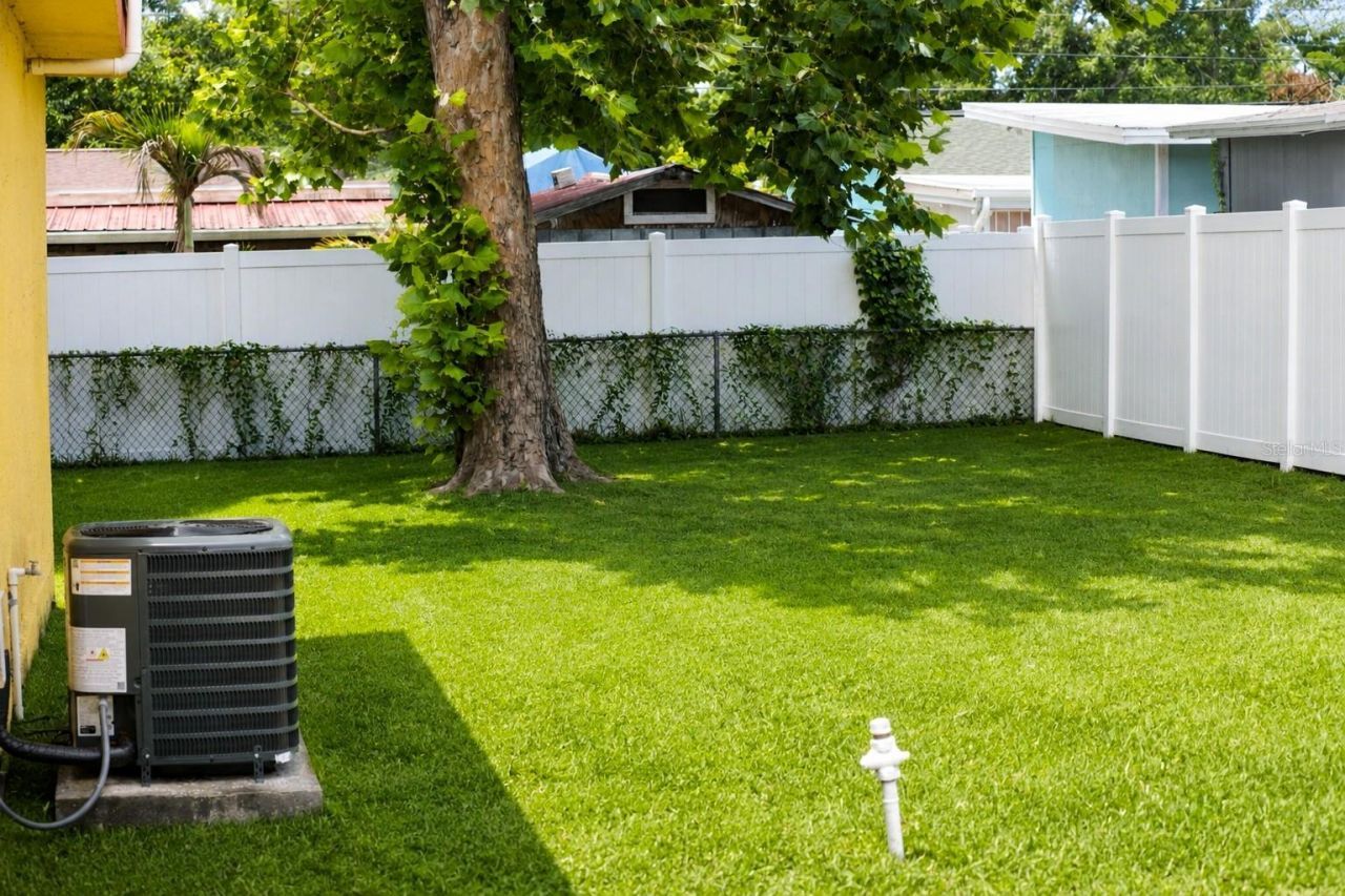 10004 N 23rd Street, Tampa, FL 33612 Photo