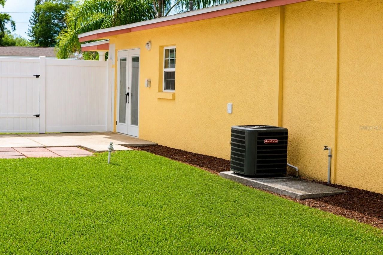 10004 N 23rd Street, Tampa, FL 33612 Photo