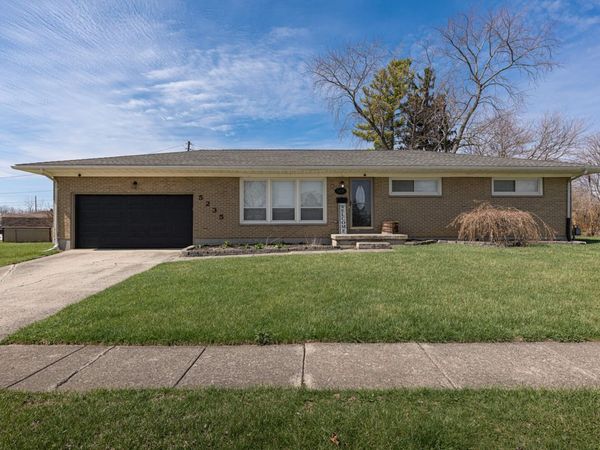5235 W Ridgewood Road, Springfield, OH 45503