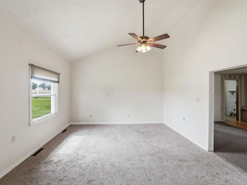 1166 W Sparrow Road, Springfield, OH 45502 Photo 14