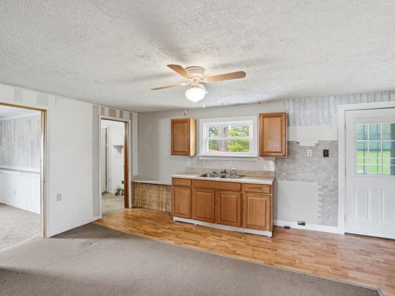 1166 W Sparrow Road, Springfield, OH 45502 Photo 18