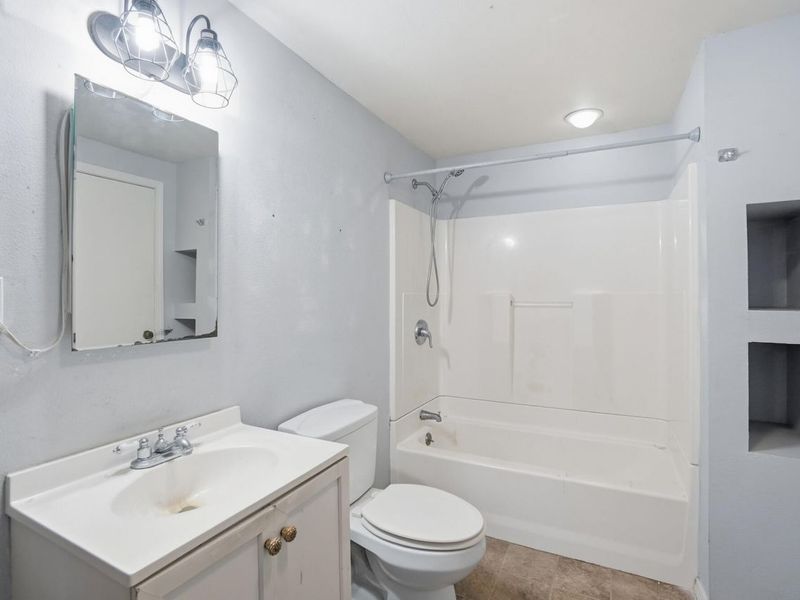 1166 W Sparrow Road, Springfield, OH 45502 Photo 27