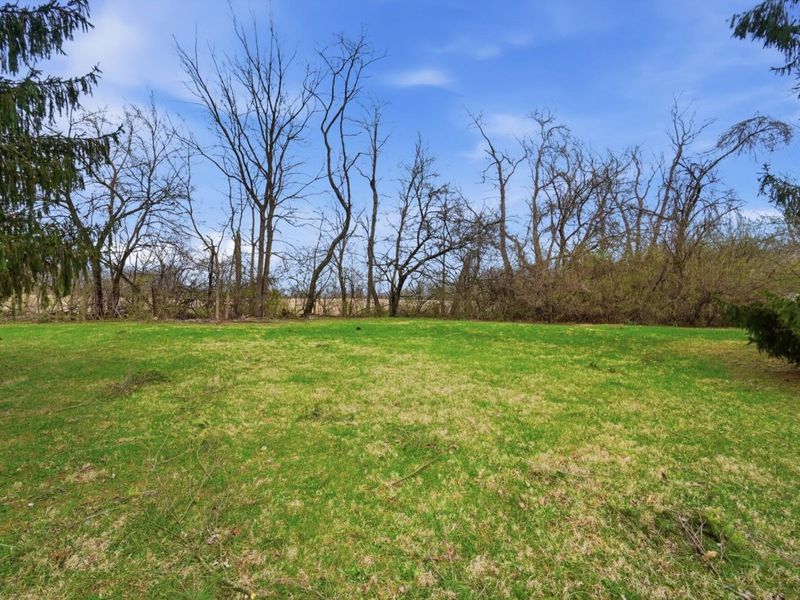 1166 W Sparrow Road, Springfield, OH 45502 Photo 38