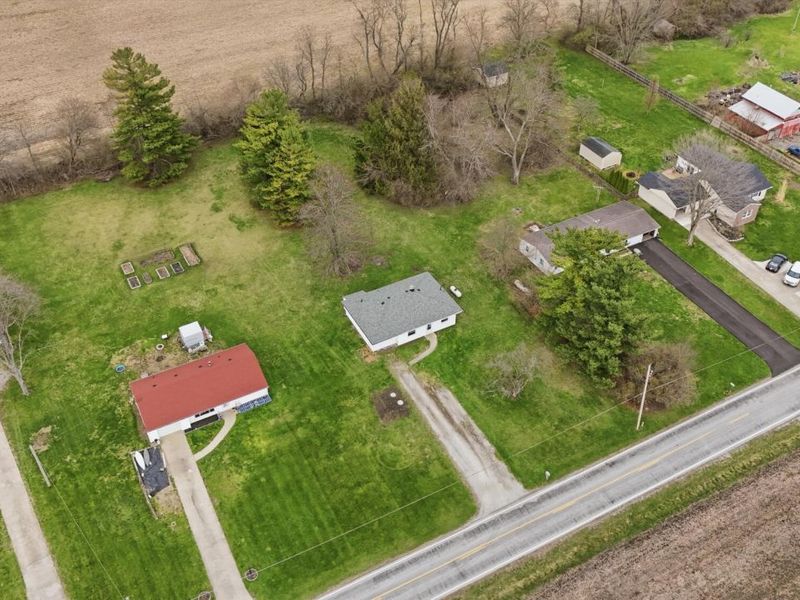 1166 W Sparrow Road, Springfield, OH 45502 Photo 5