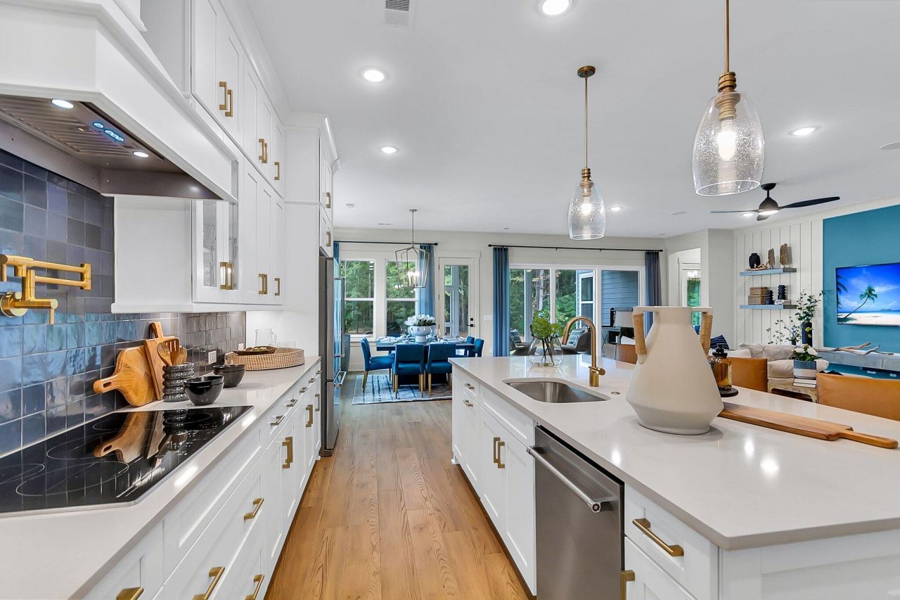 1111 Reserve Lane Photo 11