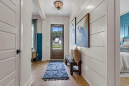 1111 Reserve Lane photo 4