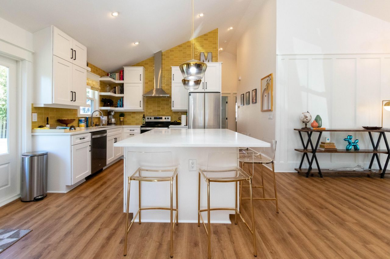 1313 Lonnie Circle Photo 11