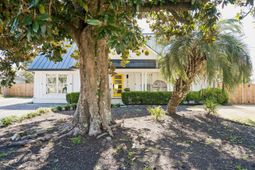 1313 Lonnie Circle photo 4