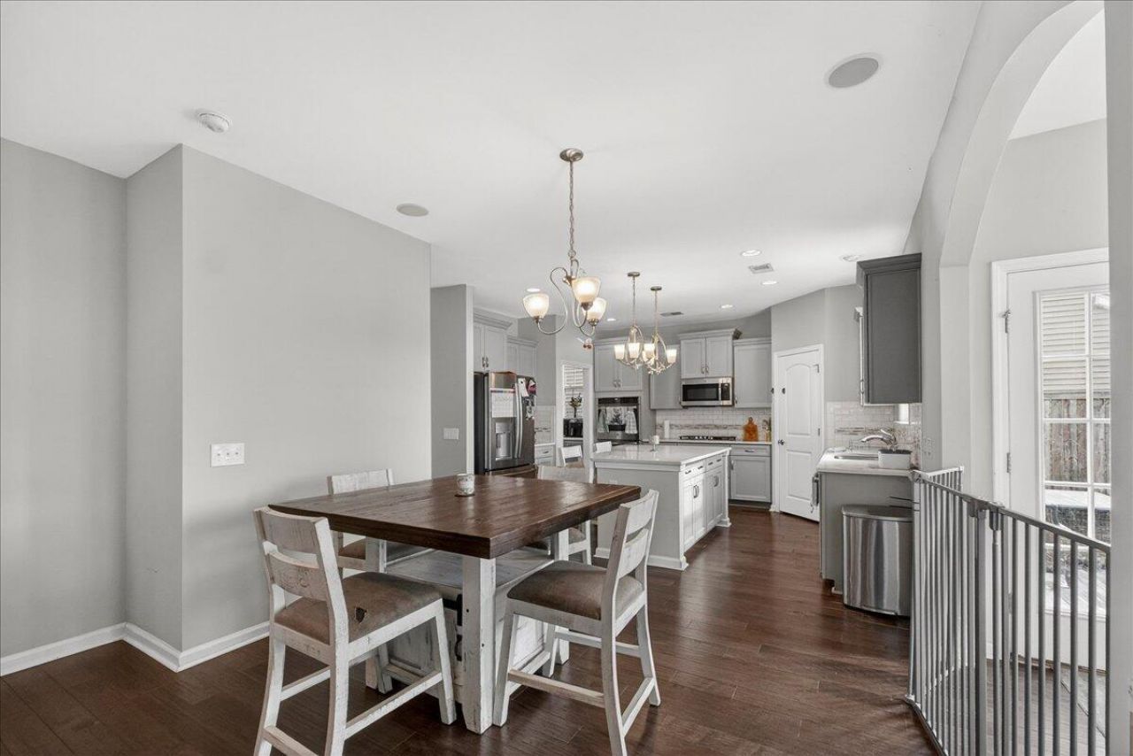 116 Rouen Lane Photo 15