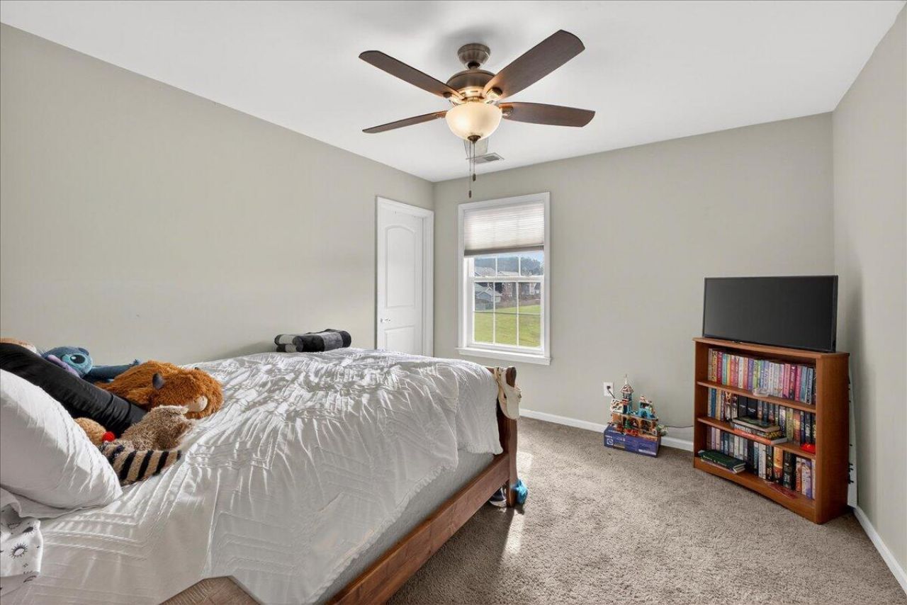 116 Rouen Lane Photo 28