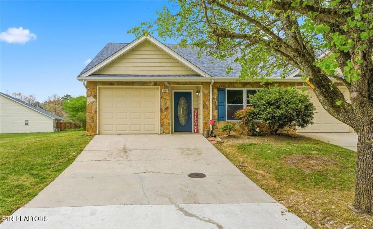 5289 Avery Woods Lane, Knoxville, TN 37921 Main Photo