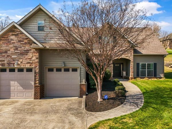 714 Kennesaw Lane, Lenoir City, TN 37771