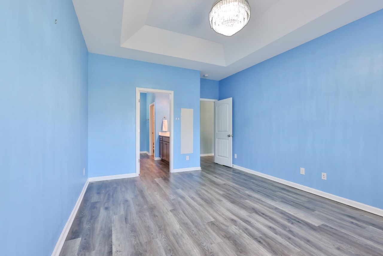 2804 Grassland Ln.  Photo 10