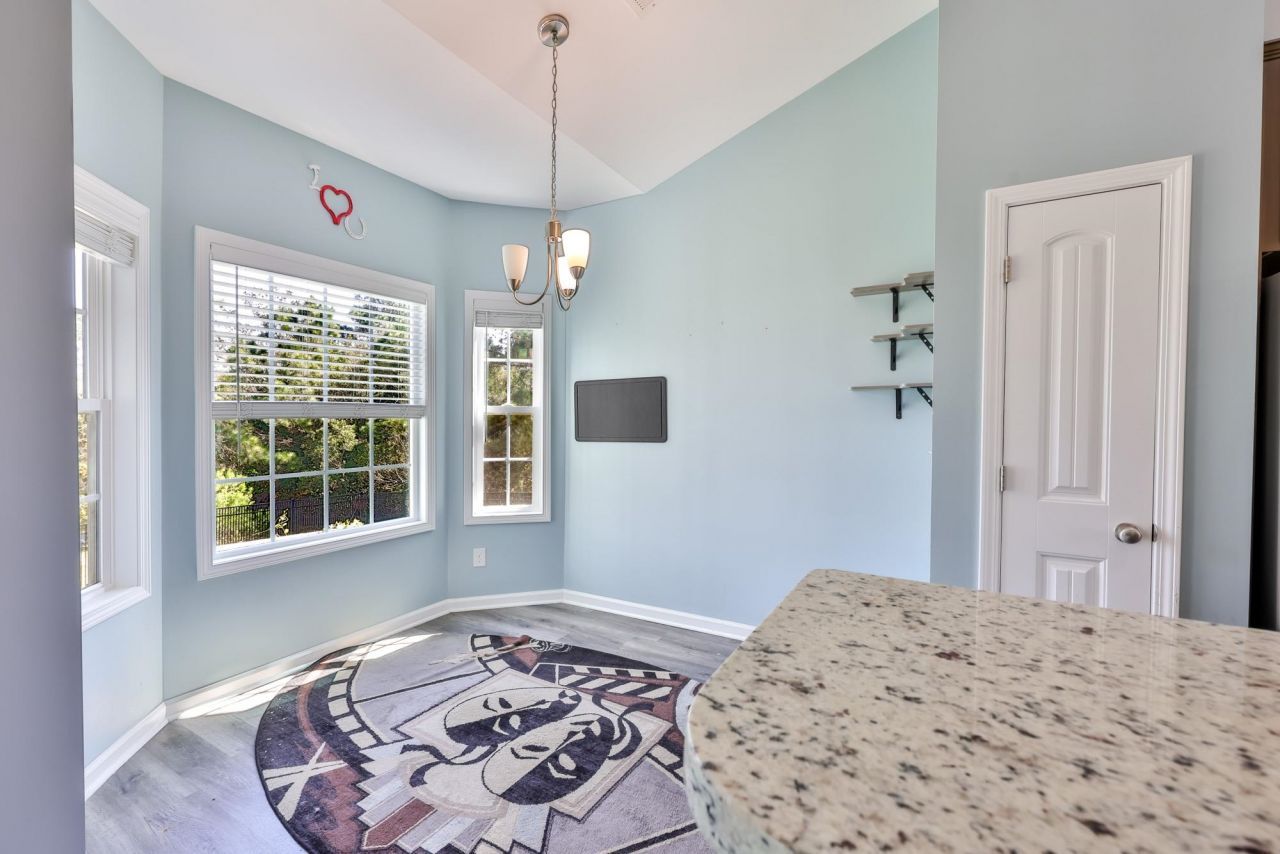 2804 Grassland Ln.  Photo 17