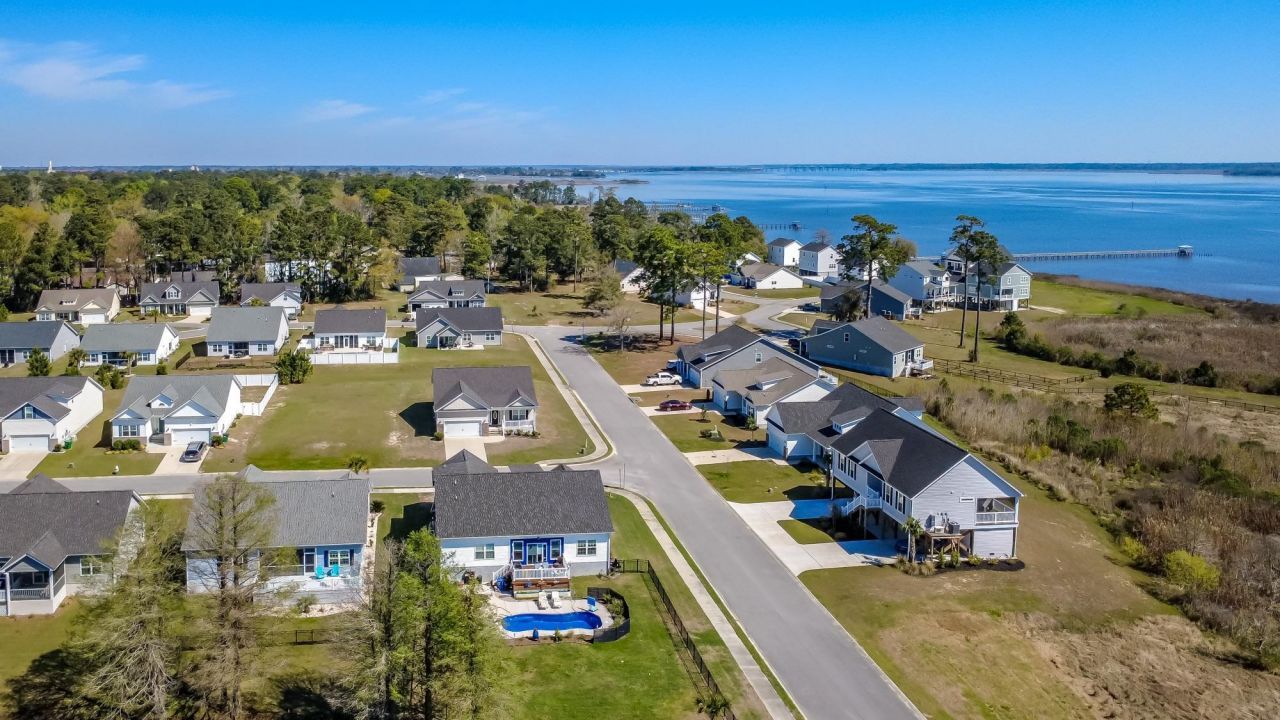 2804 Grassland Ln.  Photo 39