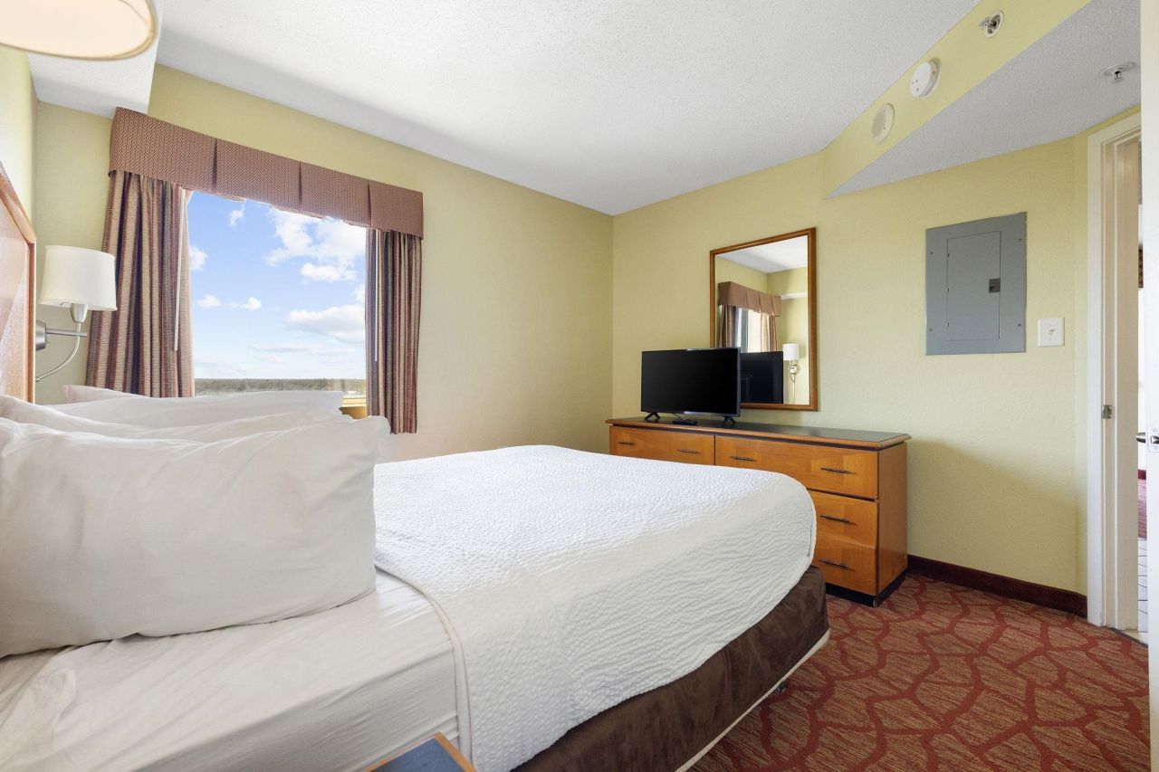 504 N Ocean Blvd.  Photo 20