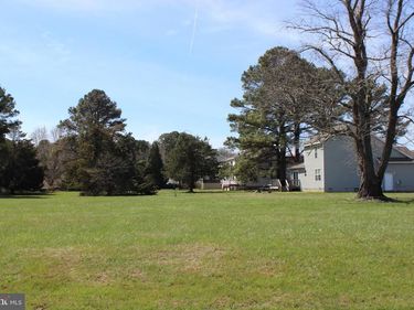 265 SMUGGLERS WAY, GREENBACKVILLE, VA 23356