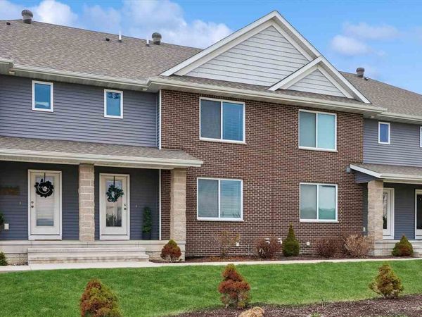 1224 Ronald Way, North Liberty, IA 52317