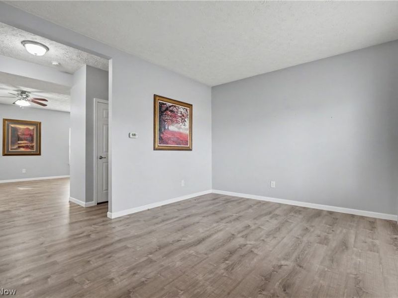 1246 Marsh Fern Lane, Akron, OH 44312 Photo 4