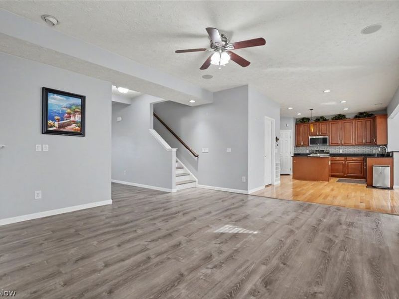 1246 Marsh Fern Lane, Akron, OH 44312 Photo 6