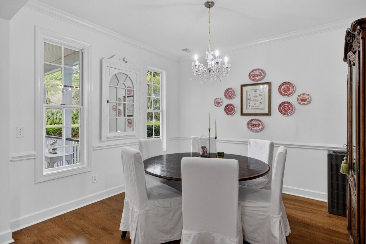 1309 Country Wood Court Photo 10