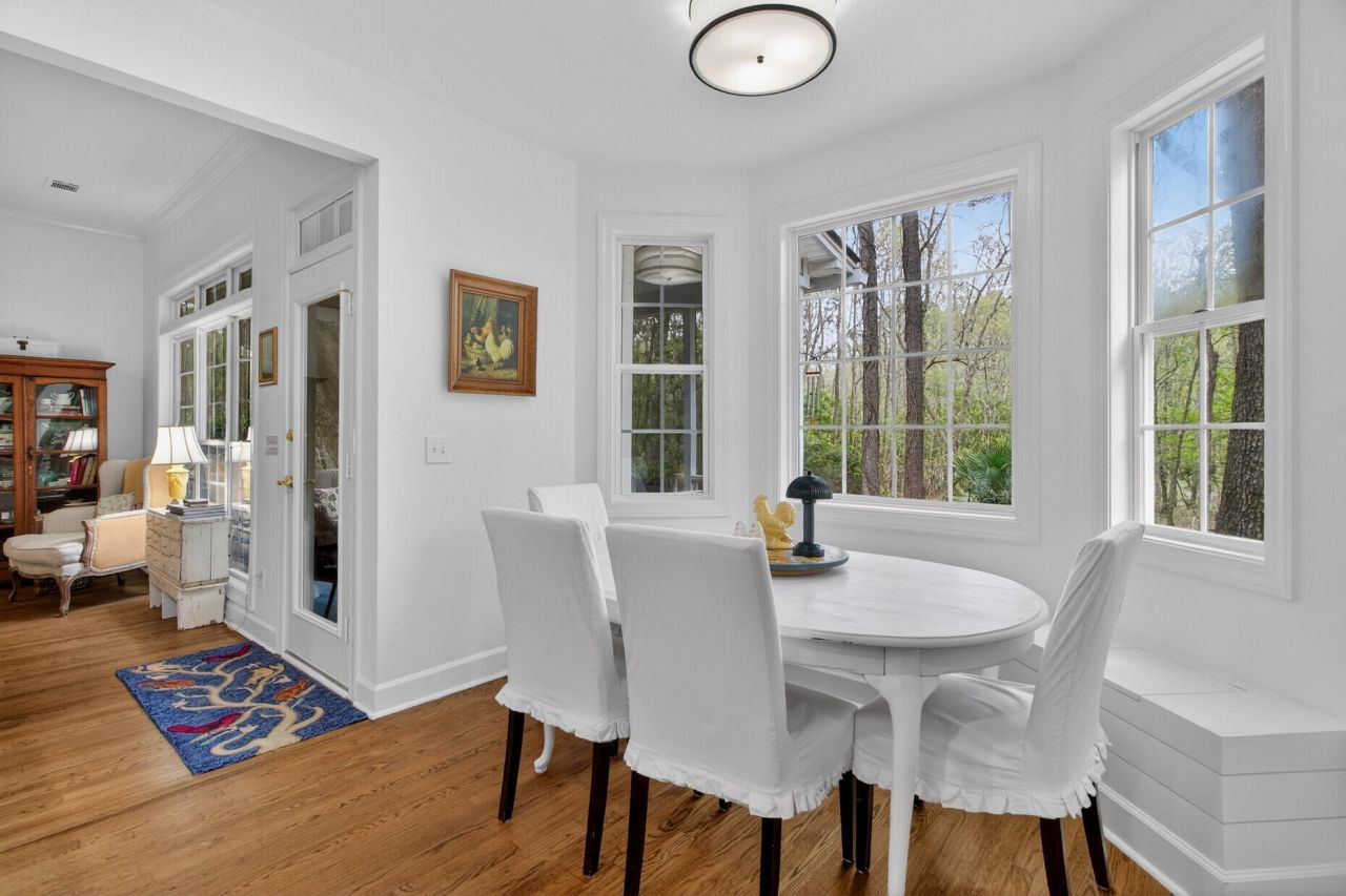 1309 Country Wood Court Photo 14