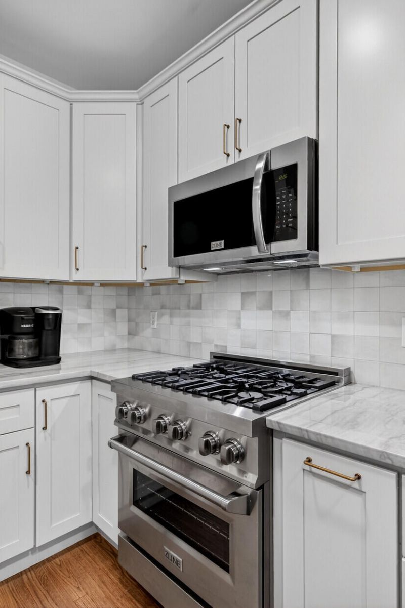 1309 Country Wood Court Photo 5