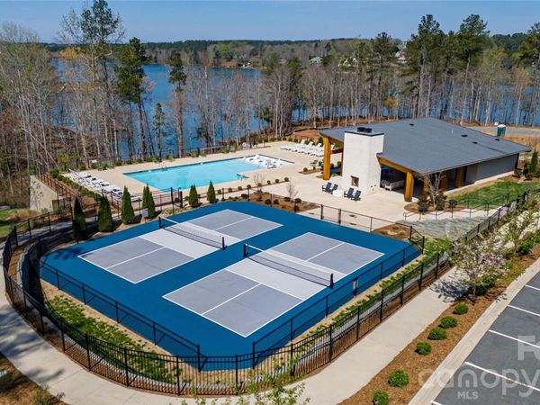 2221 Pikes Peak Ridge , Connelly Springs, NC 28612