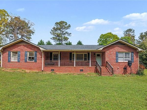 127 Mckinley Drive, Griffin, GA 30224