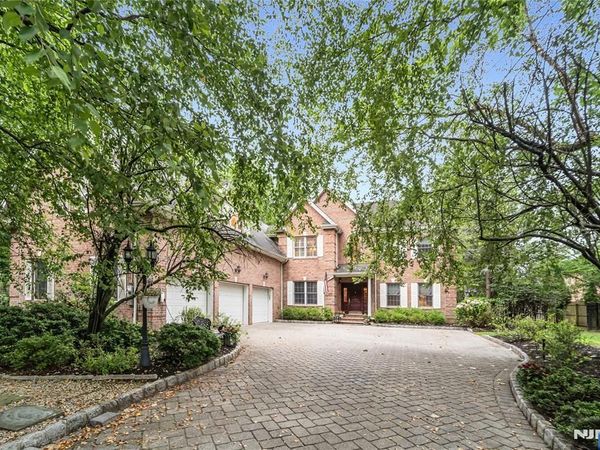 136 Tappan Road, NORWOOD, NJ 07648