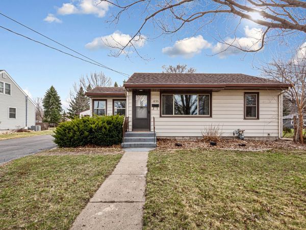 1235 E Main Street, Mankato, MN 56001