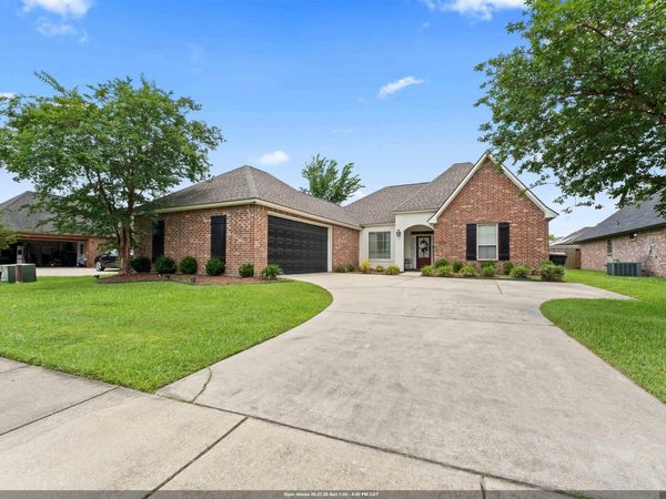 4077 Shady Ridge Ave, Zachary, LA 70791