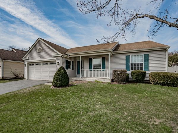 176 Jefferson Lane, Streamwood, IL 60107