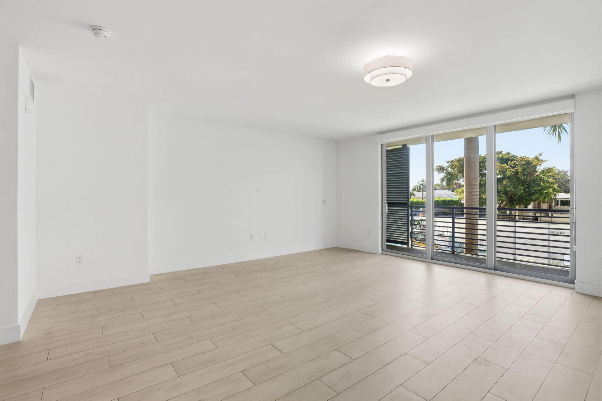 111 SE 1st Avenue, Unit 218, Delray Beach, FL 33444 Photo