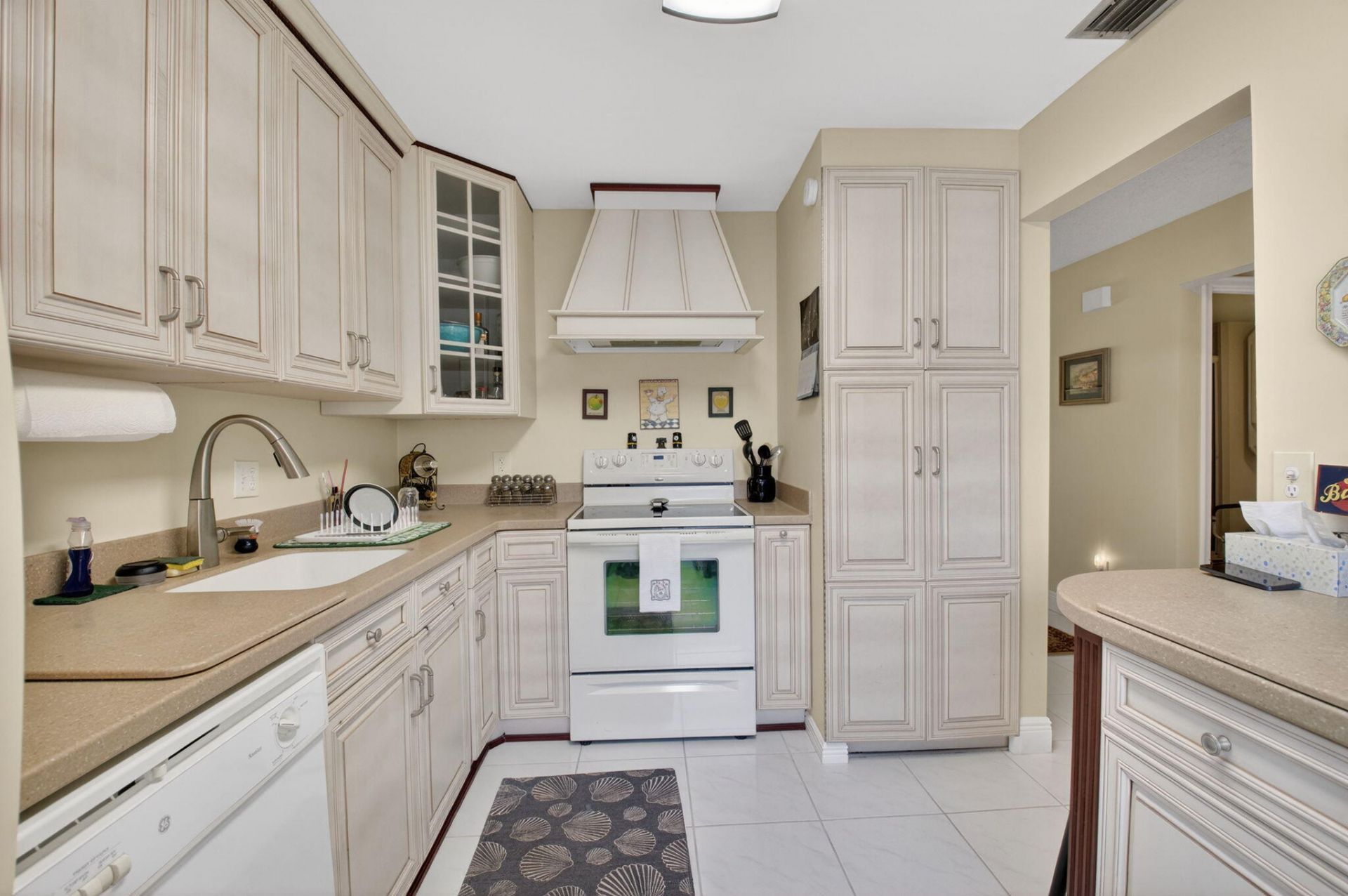 21656 Juego Circle, Unit 23g, Boca Raton, FL 33433 Photo