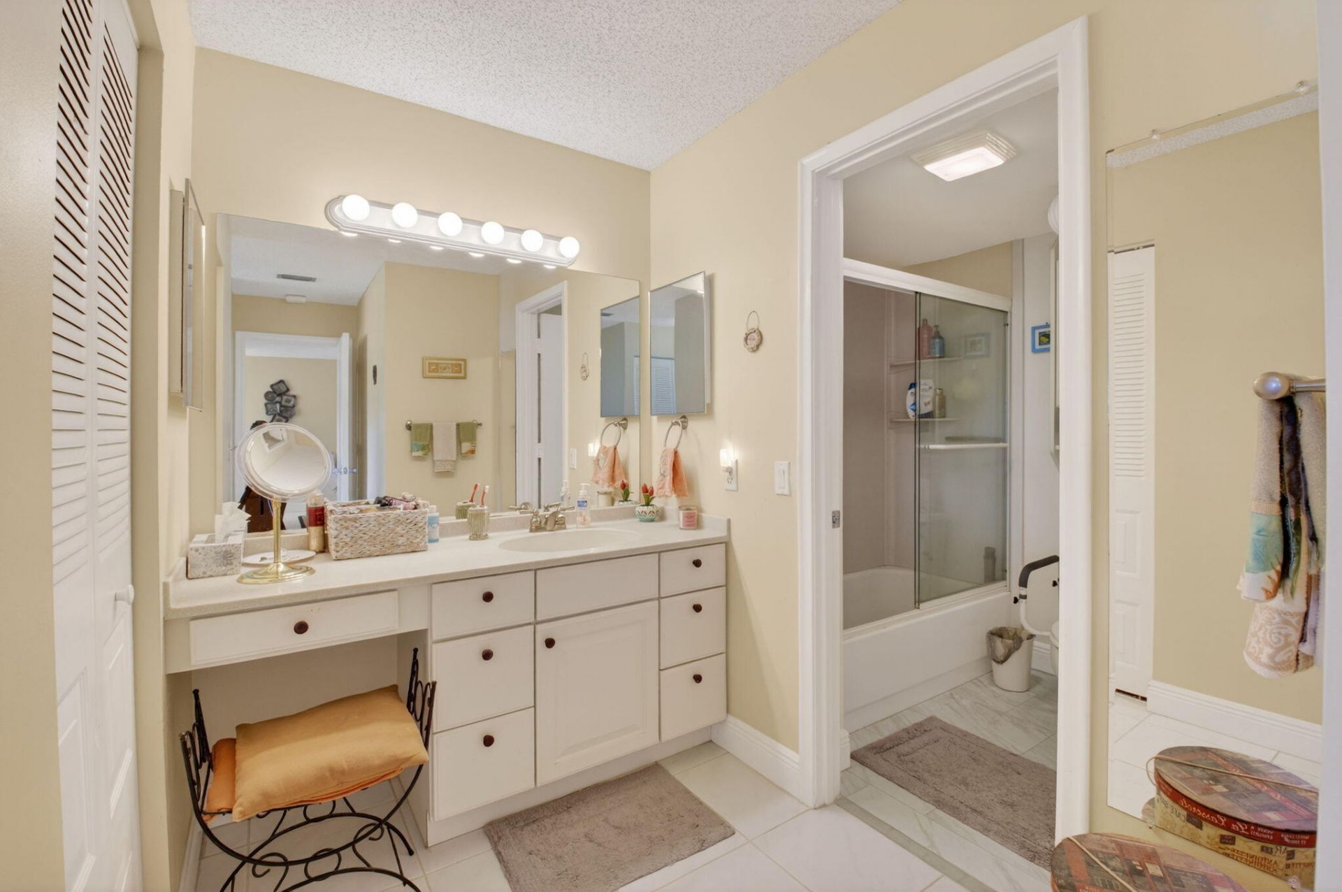 21656 Juego Circle, Unit 23g, Boca Raton, FL 33433 Photo