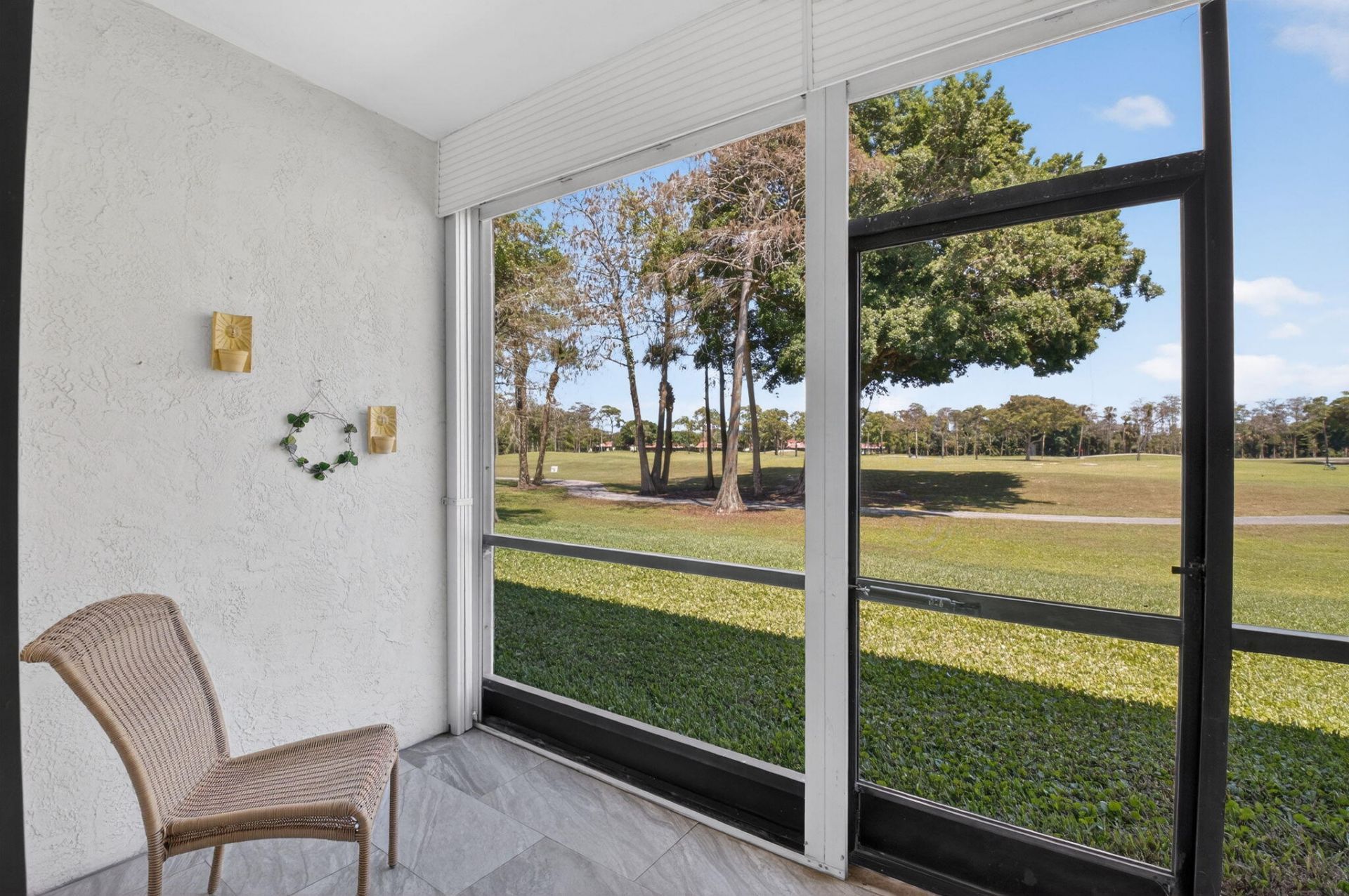 21656 Juego Circle, Unit 23g, Boca Raton, FL 33433 Photo