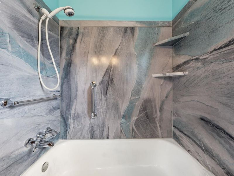 271 N Willow Dale Road, Marblehead, OH 43440 Photo 29