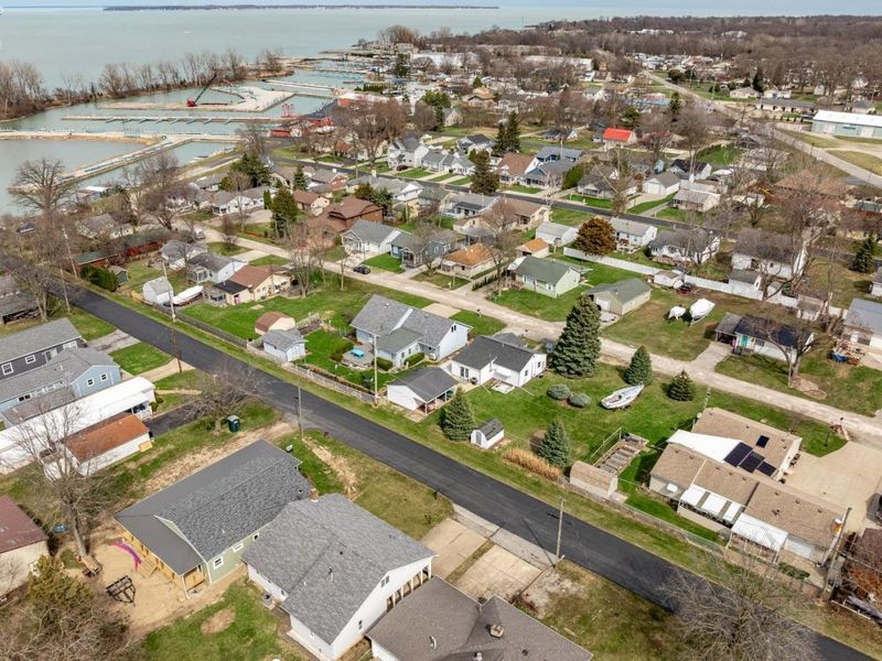 271 N Willow Dale Road, Marblehead, OH 43440 Photo 58