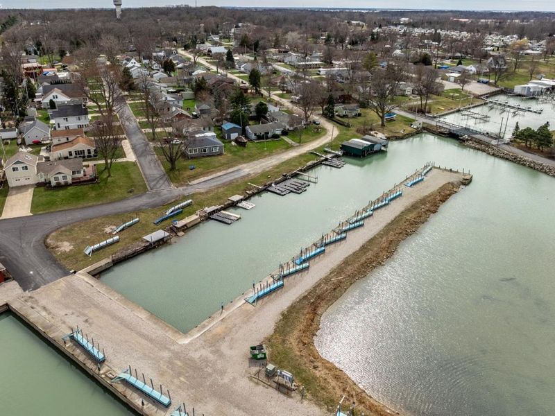 271 N Willow Dale Road, Marblehead, OH 43440 Photo 60