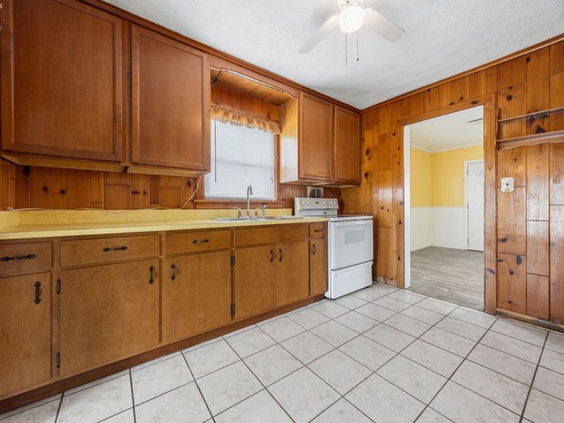 271 N Willow Dale Road, Marblehead, OH 43440 Photo 8