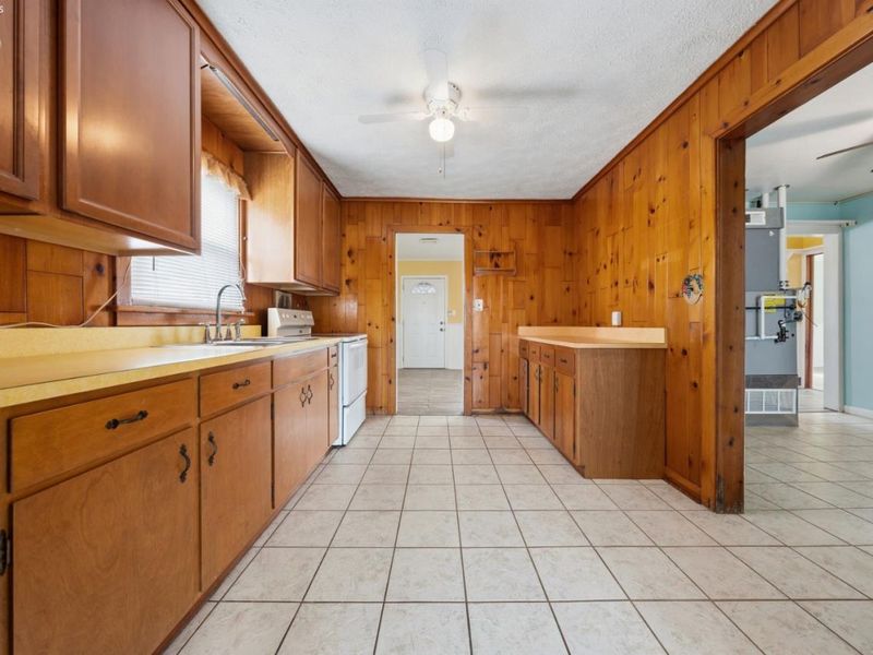 271 N Willow Dale Road, Marblehead, OH 43440 Photo 9