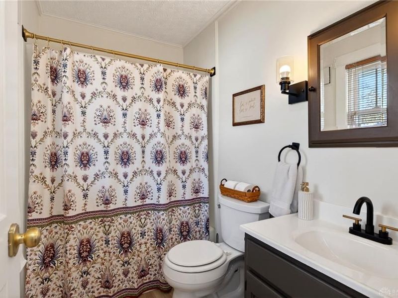 111 W Greenview Drive, Dayton, OH 45415 Photo 14