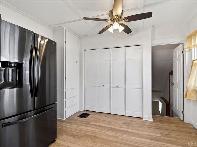 111 W Greenview Drive, Dayton, OH 45415 Photo 18