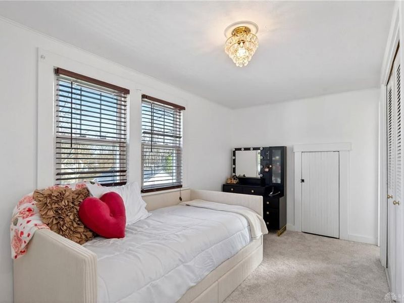 111 W Greenview Drive, Dayton, OH 45415 Photo 21