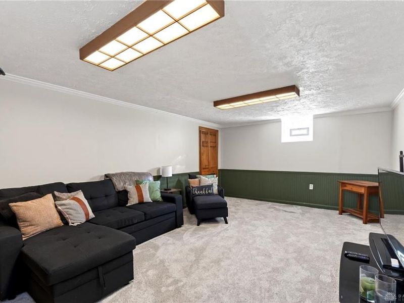 111 W Greenview Drive, Dayton, OH 45415 Photo 29