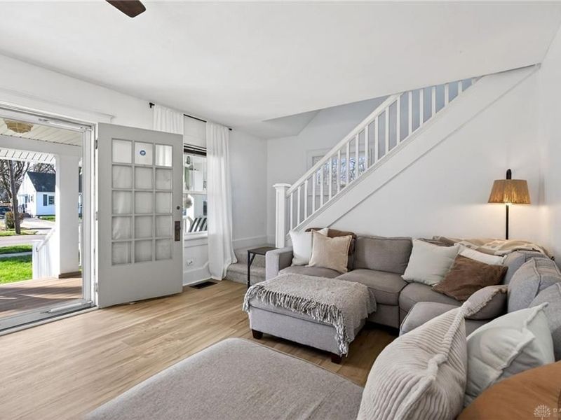 111 W Greenview Drive, Dayton, OH 45415 Photo 8