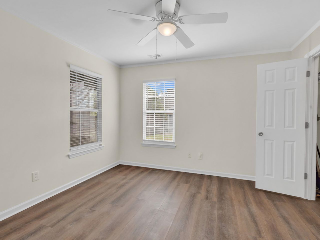 544 Mallard Ln. Photo 13