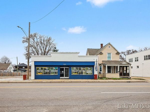 1225 Chicago Drive SW, Wyoming, MI 49509